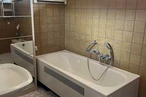 Sonnige 3-Zimmer Wohnung, 2 Balkone, Tiefgarage, Fernblick, in Porz-Westhoven, provisionsfrei! – Köln – Vorschaubild 10