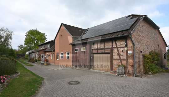 Bild von ~~Historischer Resthof mit zwei Wohneinheiten~~