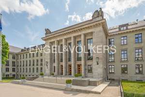 Endetage | Luxus & Privatsphäre! – Die vollständige Adresse der Immobilie erhältst du vom Anbieter., 20149 Harvestehude, Hamburg – Vorschaubild 2