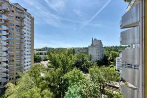 +++ 8.OG mit Fernblick & Süd/Ost-Balkon - bequem & altersgerecht - sanierungsbedürftig +++ – 70437 Rot, Stuttgart – Vorschaubild 5