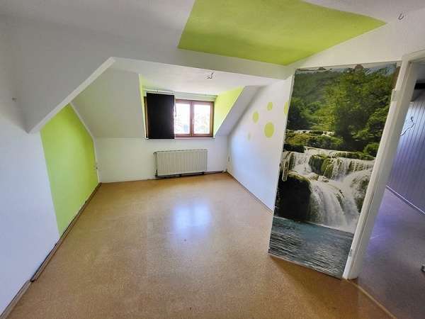 Immobilie in Heinsdorfergrund - Teilsaniertes MFH in zentraler Lage - Bild 2