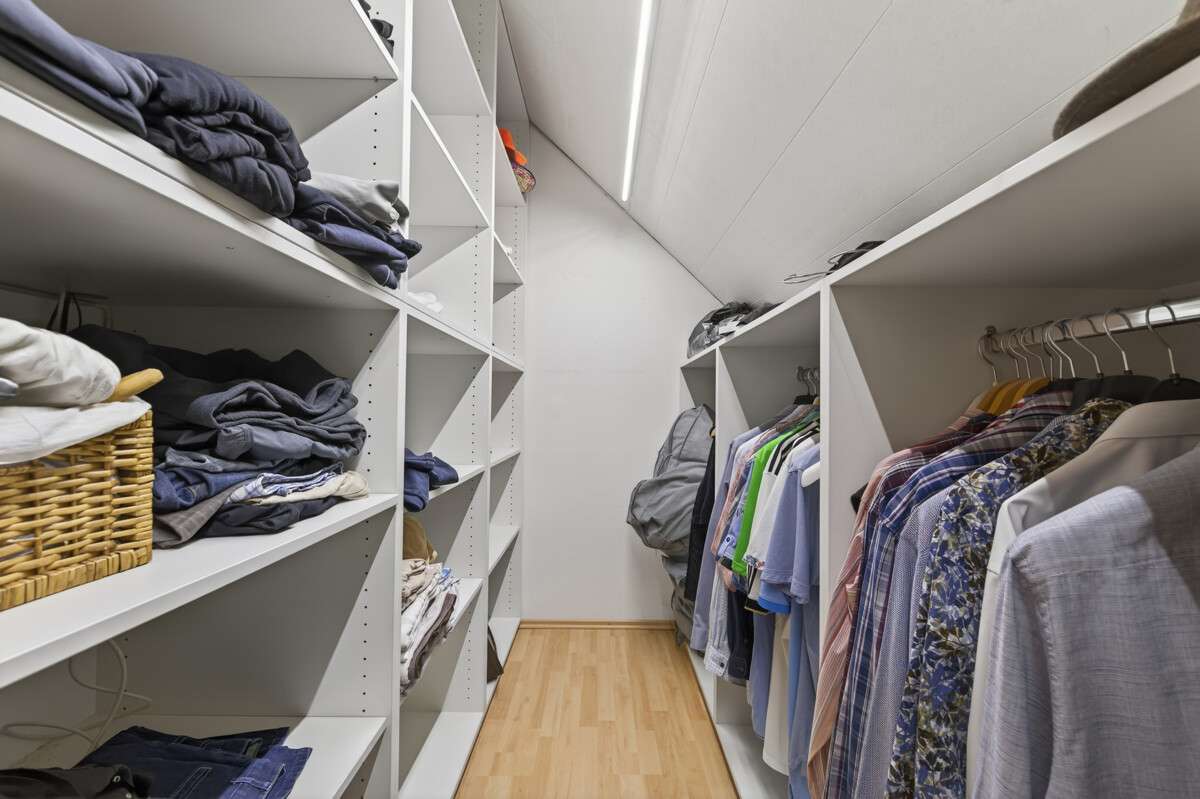 Immobilie in Straubenhardt - Ihr Familienzuhause in Ottenhausen - Gepflegtes Einfamilienhaus mit großer Terrasse - Bild 7