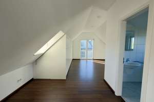 Moderne Premium-Wohnung  im Einfamilienhaus mit Einbauküche und Balkon in Bielefeld-Quelle. Ca.140qm – Albertstraße 7D, 33649 Brackwede, Bielefeld – Vorschaubild 6
