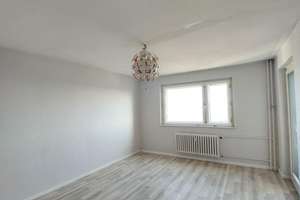 Wohnen mit Weitblick: 1-Zimmer-Wohnung mit Balkon sucht Sie! – Sonnenallee 281, 12057 Neukölln (Ortsteil), Berlin – Vorschaubild 2