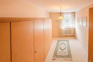 Nicht in Ulm, aber um Ulm herum: Schönes Reihenmittelhaus inmitten von Pfuhl – Die vollständige Adresse der Immobilie erhältst du vom Anbieter., 89233 Neu-Ulm – Vorschaubild 9