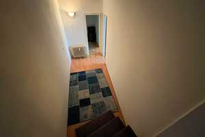 Vielseitiges Reihenendhaus mit Einliegerwohnung und Dachgeschossapartment – Duisburg – Vorschaubild 12