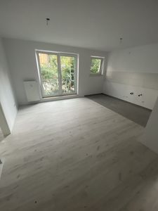 Helle 2-Zimmer-Wohnung in Bergisch Gladbach mit Balkon