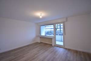 Ruhiges Wohnen! Sanierte 2-Zimmer-Whg mit Balkon – Obere Holtener Straße 48, 47167 Röttgersbach, Duisburg – Vorschaubild 1