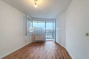 2 große Zimmer mit Aufzug & Balkon Altstadt Köpenick mit Umwandlungspotenzial in 3-Zimmer-Wohnung ! – Kietzer Str. 7, 12555 Köpenick, Berlin – Vorschaubild 8