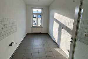 Schöne 2-Raum Wohnung mit Balkon & Kellerabteil – Dittesstraße 50, 8523 Neundorfer Vorstadt, Plauen – Vorschaubild 3