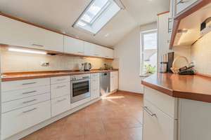 Ihre Wohlfühloase unter freiem Himmel – Große Dachterrasse mit Westausrichtung - Kauf gegen Gebot - – Die vollständige Adresse der Immobilie erhältst du vom Anbieter., 81737 Altperlach, München – Vorschaubild 5