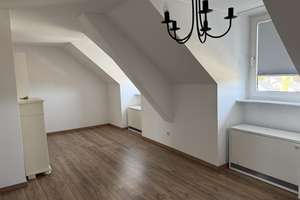 Wunderschöne teilmöblierte  2,5-Zimmer-Wohnung in München Am Hart – 80937 Am Hart, München – Vorschaubild 2