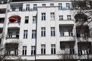 2-Zimmer-Wohnung am Landwehrkanal (Paul-Lincke-Ufer) – 10999 Kreuzberg, Berlin – Vorschaubild 2