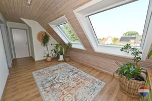 Traumhafte Eigentumswohnung über zwei Etagen mit Dachterrasse, großem Balkon und Garten in Rees – Die vollständige Adresse der Immobilie erhältst du vom Anbieter., 46459 Rees – Vorschaubild 18