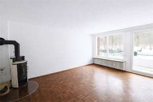 Helle 3-Zimmer-Wohnung in gewachsener Lage von Hamburg-Volksdorf - mit Balkon, Kamin und Stellplatz! – Die vollständige Adresse der Immobilie erhältst du vom Anbieter., 22359 Volksdorf, Hamburg – Vorschaubild 4