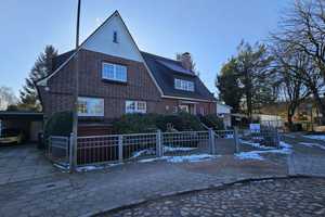 Tolles 2 Familienhaus mit 60 QM Gewerbe, gr. Grundstück sowie Carport und Garage in Hamburg/Tonndorf – Hamburg – Vorschaubild 1
