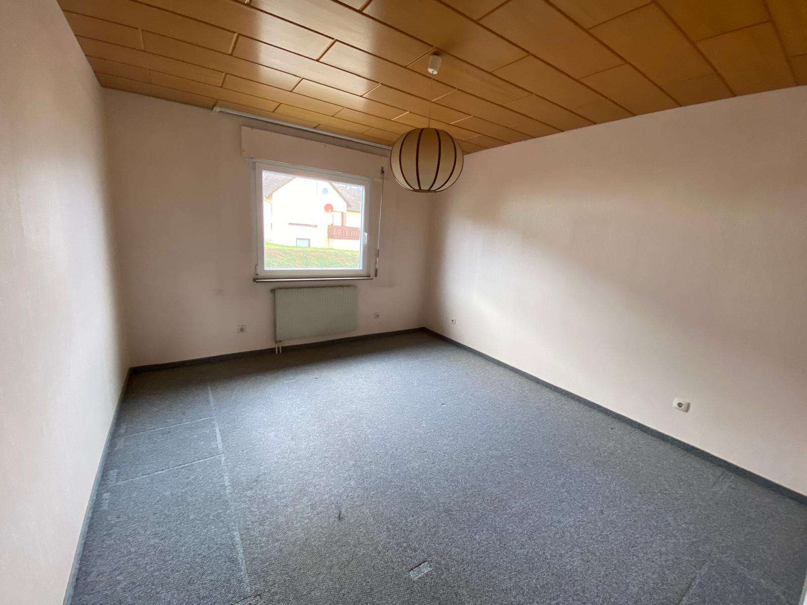 Immobilie in Ebermannstadt - Doppelhaushälfte mit Garten, Garage und viel Platz für die Familie - Bild 10