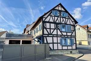 Wunderschönes Altstadthaus
zentral, idyllisch und mit außergewöhnlich viel Platz – Die vollständige Adresse der Immobilie erhältst du vom Anbieter., 61350 Bad Homburg vor der Höhe – Vorschaubild 2
