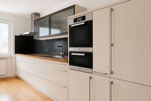 Zwischen Grüneburgpark und Opernplatz: Elegante Wohnung mit Potenzial zur Drei-Zimmer-Wohnung – Liebigstraße 18, 60323 Westend-Süd, Frankfurt am Main – Vorschaubild 9