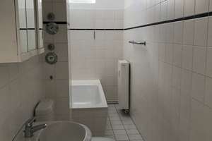 Super 1-Zimmer-Apartment - Parkett, Einbauküche, Wannenbad BT Sa. 16.05./Uhrzeit: auf Anfrage – Schivelbeiner Straße 19, 10439 Prenzlauer Berg, Berlin – Vorschaubild 6