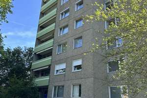 Gemütliche Wohnung (3 ZKBB) im Stadtteil Ko-Karthause inkl. Einbauküche, Balkon und Tiefgarage – Eisenacher Straße 4, 56075 Karthause Flugfeld, Koblenz – Vorschaubild 1