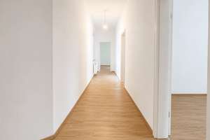 3-Zimmer Altbauwohnung in sehr guter Lage – Die vollständige Adresse der Immobilie erhältst du vom Anbieter., 76133 Innenstadt-West, Karlsruhe – Vorschaubild 3