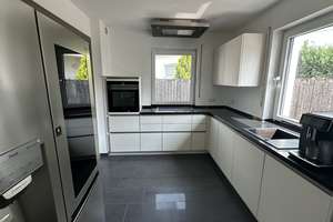 Exklusive Doppelhaushälfte mit hochwertiger Ausstattung, Garten und Garage in Hannover-Misburg – Die vollständige Adresse der Immobilie erhältst du vom Anbieter., 30629 Misburg-Nord, Hannover – Vorschaubild 4