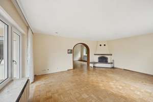 !RESERVIERT! Freistehendes EFH mit Potenzial und Entwicklungsoptionen – Lindenweg 13, 79183 Waldkirch – Vorschaubild 3