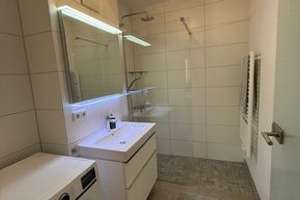 Modern möblierte 2-Zimmer-Wohnung mit Balkon – Ihr Zuhause auf Zeit in München-Hadern – Die vollständige Adresse der Immobilie erhältst du vom Anbieter., 81733 Neuhadern, München – Vorschaubild 8