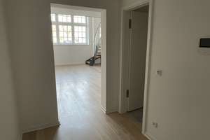 //Ein Traum auf 2 Etagen*Maisonette mit EBK in eh. Fabrikgebäude// – Theodor-Neubauer-Straße 60, 4318 Anger-Crottendorf, Leipzig – Vorschaubild 5