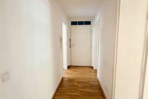 Stilvolle 2-Zi-WE mit großer Wohnküche u. EBK, Parkett, Balkon in beliebter Wohnlage / Stadtfeld-Ost – 39108 Stadtfeld Ost, Magdeburg – Vorschaubild 7