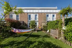 RESERVIERT // Entspanntes Wohnen zwischen Stadt und Küste // Modernes Reihenhaus in Langen-Geestland – Cuxhaven (Kreis) – Vorschaubild 2