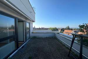 Penthouse-Wohnung mit gr. Balkon & Weitblick mitten in Degerloch  – Felix-Dahn-Straße 9d, 70597 Degerloch (Ortsteil), Stuttgart – Vorschaubild 1