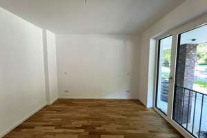 Moderne 2-Zimmerwohnung mit Terrasse und Stellplatz in Bahrenfeld! – Bahrenfelder Chaussee 65, 22761 Bahrenfeld, Hamburg – Vorschaubild 3