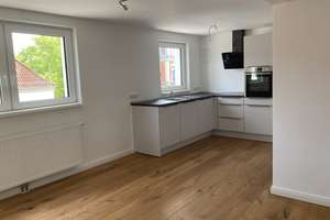 Charmante Maisonette-Wohnung mit Einbauküche im Flüsseviertel der  Bremer Neustadt – Die vollständige Adresse der Immobilie erhältst du vom Anbieter., 28199 Neustadt (Ortsteil), Bremen – Vorschaubild 2
