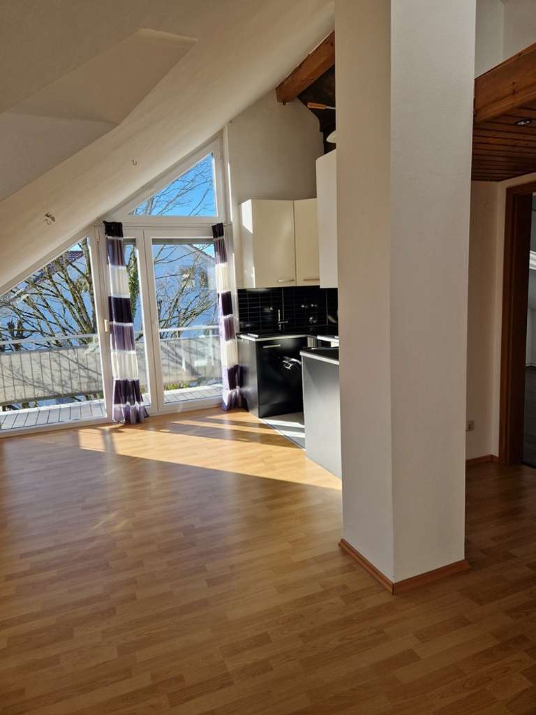 Immobilie in Kirchseeon - 1,5-Zimmer Dachgeschosswohnung in Eglharting - Kirchseeon - Bild 0