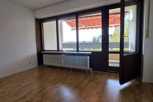 Attraktive 3-Zimmer-Wohnung mit Westbalkon & TG-Stellplatz in Königsbrunn – Augsburger Straße 29, 86343 Königsbrunn – Vorschaubild 2