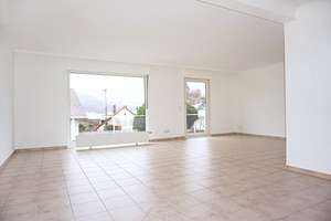 TRAUMHAFTE AUSSICHT, VIEL PLATZ + PRIVATSPHÄRE! IHR FREISTEHENDES ZUHAUSE IN HÖHEN-RANDLAGE – Die vollständige Adresse der Immobilie erhältst du vom Anbieter., 63846 Laufach – Vorschaubild 4