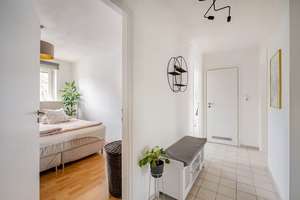 Wohnen mit Charakter: 3-Zimmer-Wohnung in München – 81543 Siebenbrunn, München – Vorschaubild 5