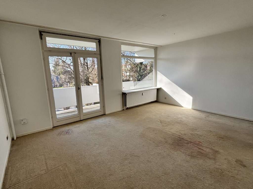 Immobilie in Bargteheide - 2,5-Zi.-Whg. mit West-Loggia, Blick ins Grüne, Fahrstuhl – zentral gelegen - Bild 4