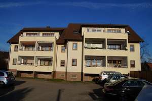 Helle 2-Zimmer Wohnung mit Laminat/ Balkon und PKW-Stellplatz zu verkaufen!! – Limbacher Straße 32, 9247 Röhrsdorf, Chemnitz – Vorschaubild 2