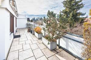 Obermenzing: Dachterrassenwohnung mit Penthouse-Charakter und Entwicklungsspielraum – Die vollständige Adresse der Immobilie erhältst du vom Anbieter., 81247 Obermenzing, München – Vorschaubild 9