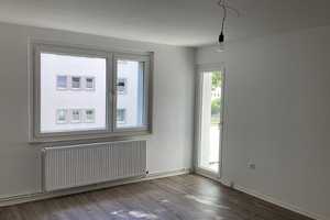 Frisch renoviert- gestrichen und tapeziert! – Schillerstr. 15 a, 38126 Braunschweig – Vorschaubild 3