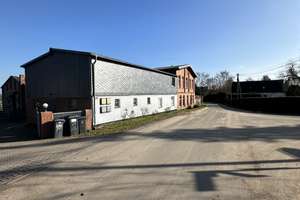 RESERVIERT !!Gr. Wohnhaus (4 WG )mit Pferdestall Grdst. 2215 m²+ 1,59 ha Pachtwiese in Wölschendorf – Die vollständige Adresse der Immobilie erhältst du vom Anbieter., 23936 Grevesmühlen – Vorschaubild 56