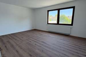 Großzügige Wohnung in Aachen-Laurensberg – ca. 120 m² | Balkon | Moderne Ausstattung | Ab sofort – An der Schurzelter Brücke 5, 52074 Laurensberg (Statistischer Bezirk), Aachen – Vorschaubild 2