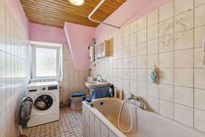Altbau-Charme mit Geschichte - MFH mit 5 WE und 4 Garagen in Herne – Die vollständige Adresse der Immobilie erhältst du vom Anbieter., 44625 Holsterhausen, Herne – Vorschaubild 16