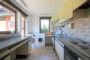 Freistehendes Einfamilienhaus mit wunderschönem Garten, gemauertem Kachelofen, Garage und Stellplatz – Freiherr-vom-Stein-Allee 8, 33378 Rheda-Wiedenbrück – Vorschaubild 11