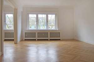 Df.-Zoo: Elegante Eigentumswohnung mit herrlichem Parkblick in stilvollem Altbau