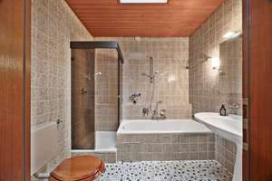 Property thumbnail 9