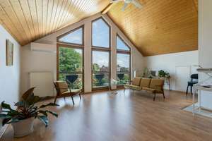 DG-Studio mit Außenstellplatz in Merkenich